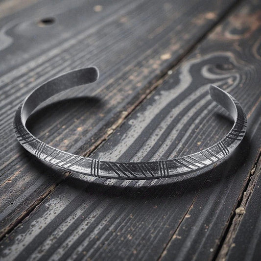 Straight Stainless Steel Bracelet Hewn Brim